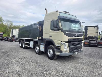 2019 VOLVO FM430